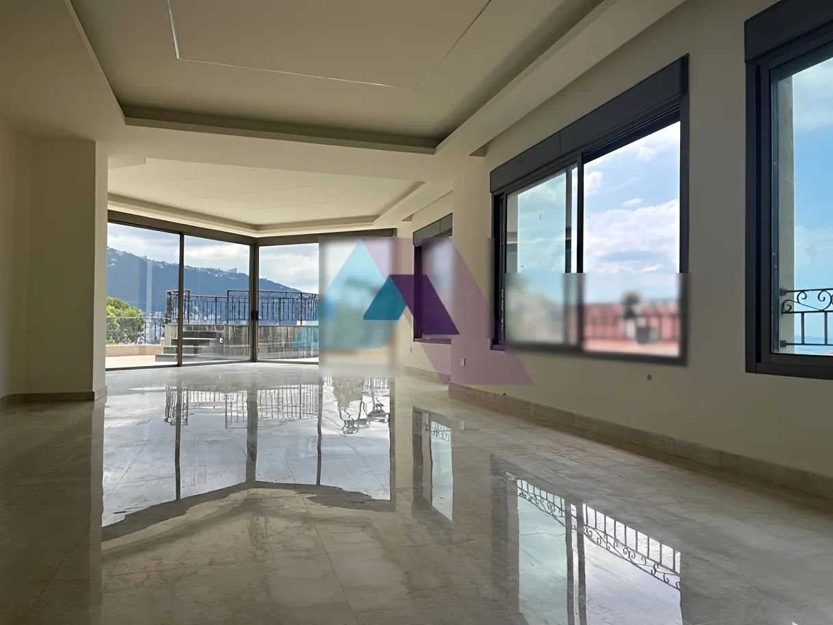 Penthouse for sale in Adma w Dafnah, Lebanon - 6 bed, 6 bath