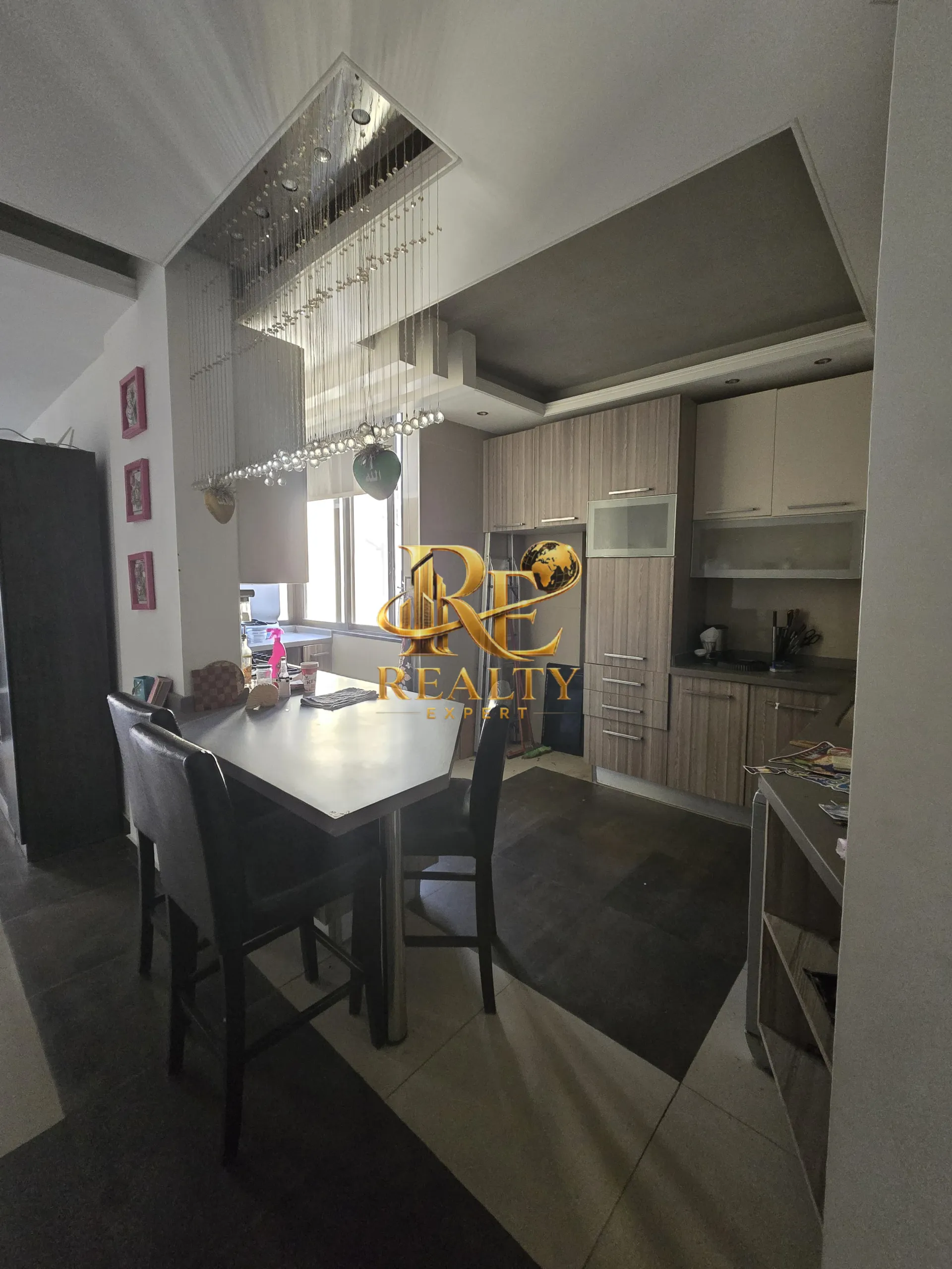 شقة for sale in بشامون، لبنان