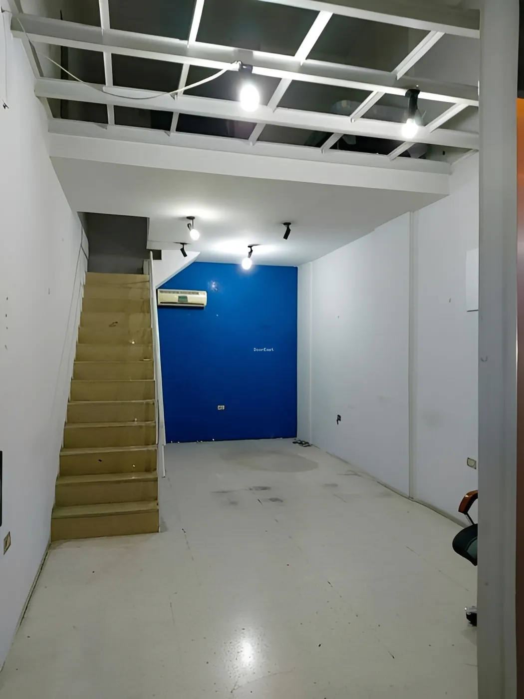 Shop for rent in Zalqa, Lebanon