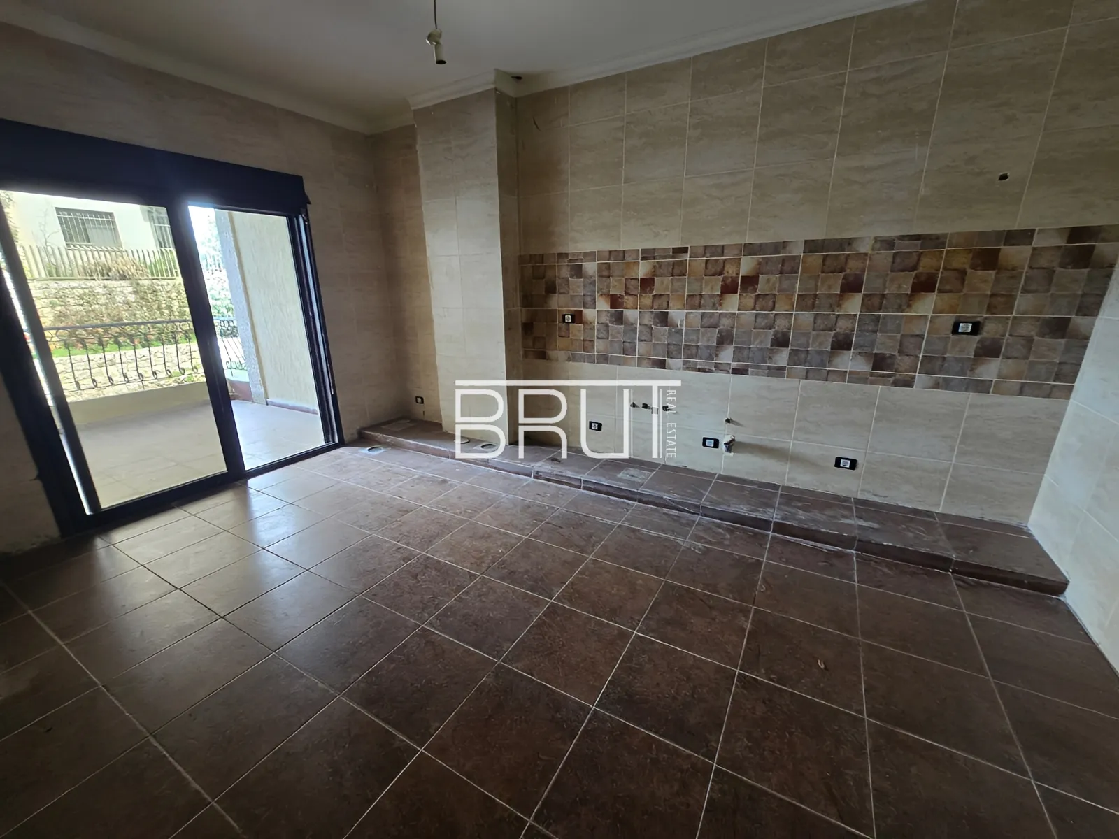 Apartment for Sale in Sheileh