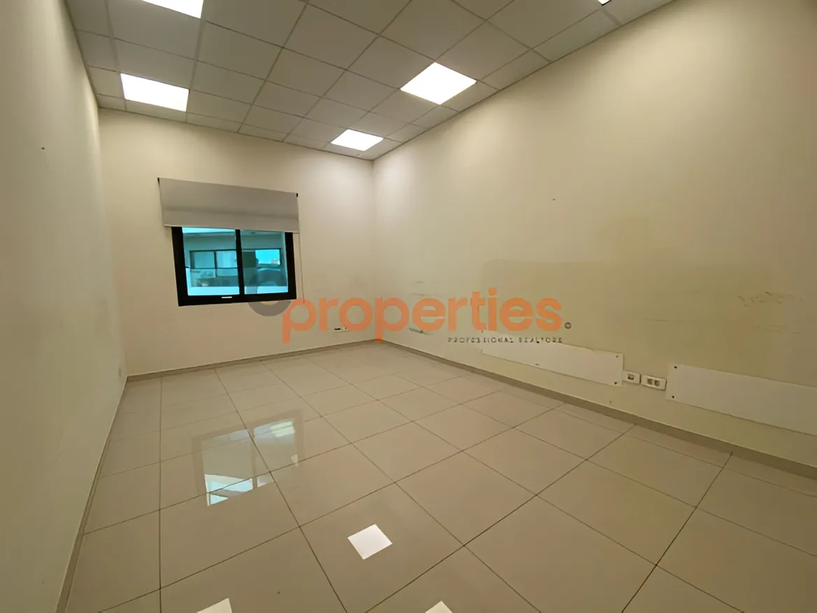 Office for Rent in Zalqa