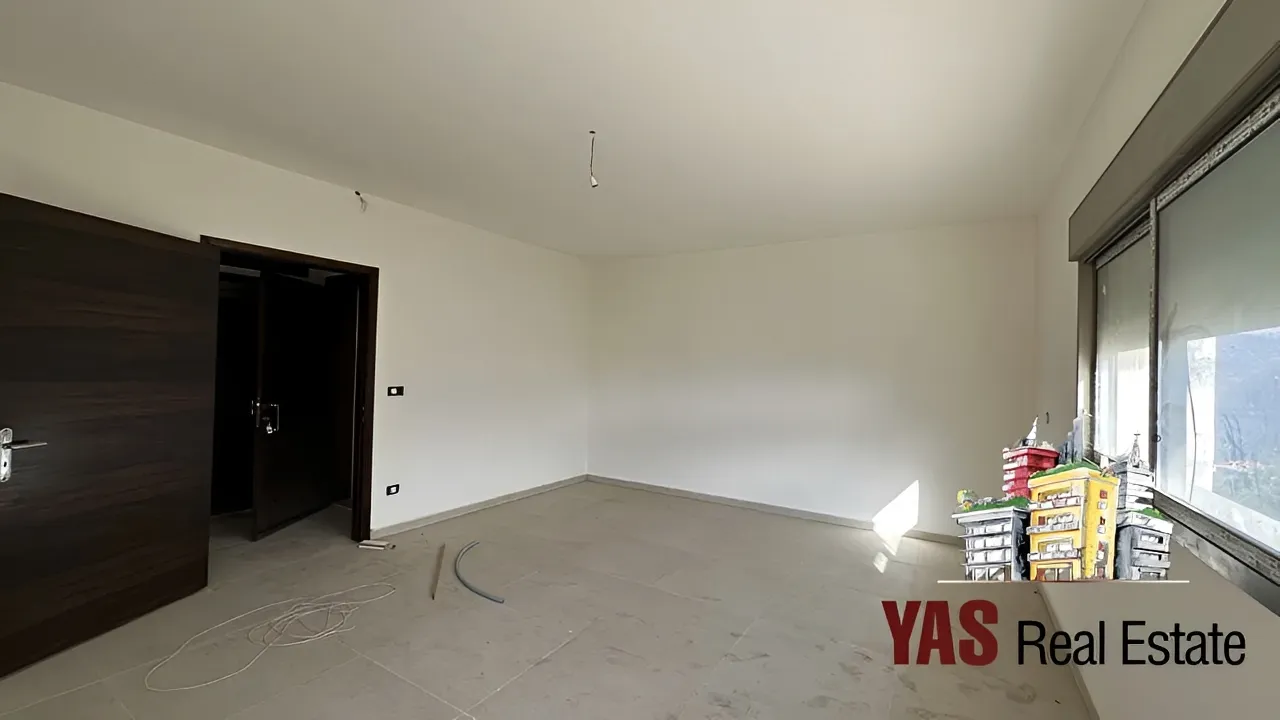 Apartment for Sale in Ballouneh