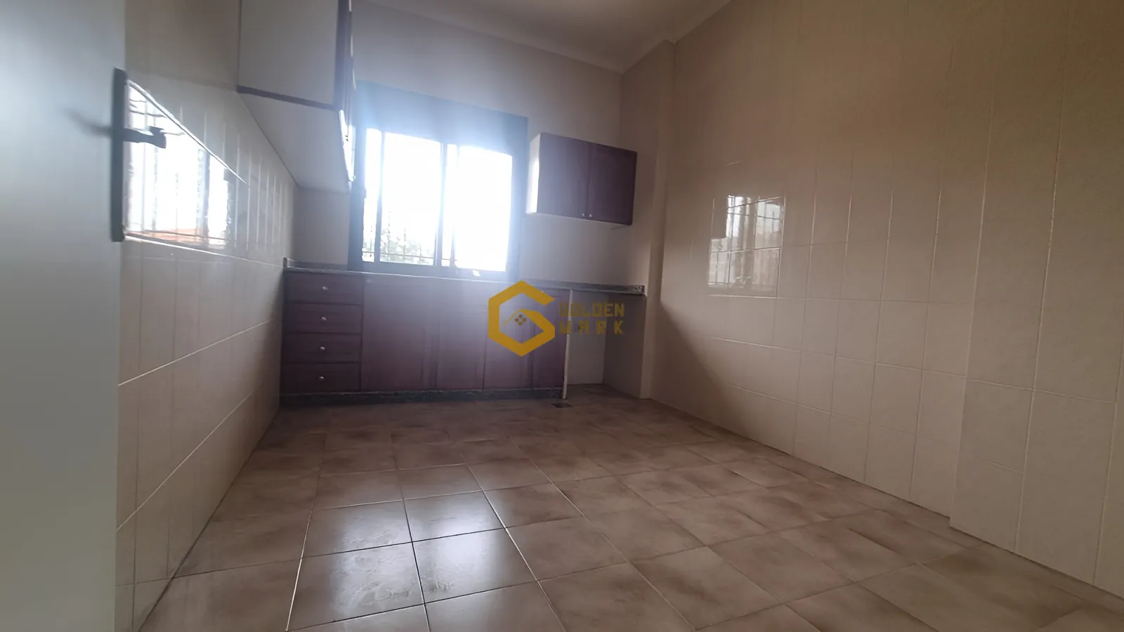Apartment for Sale in Qornet El Hamra - 3 bed, 2 bath