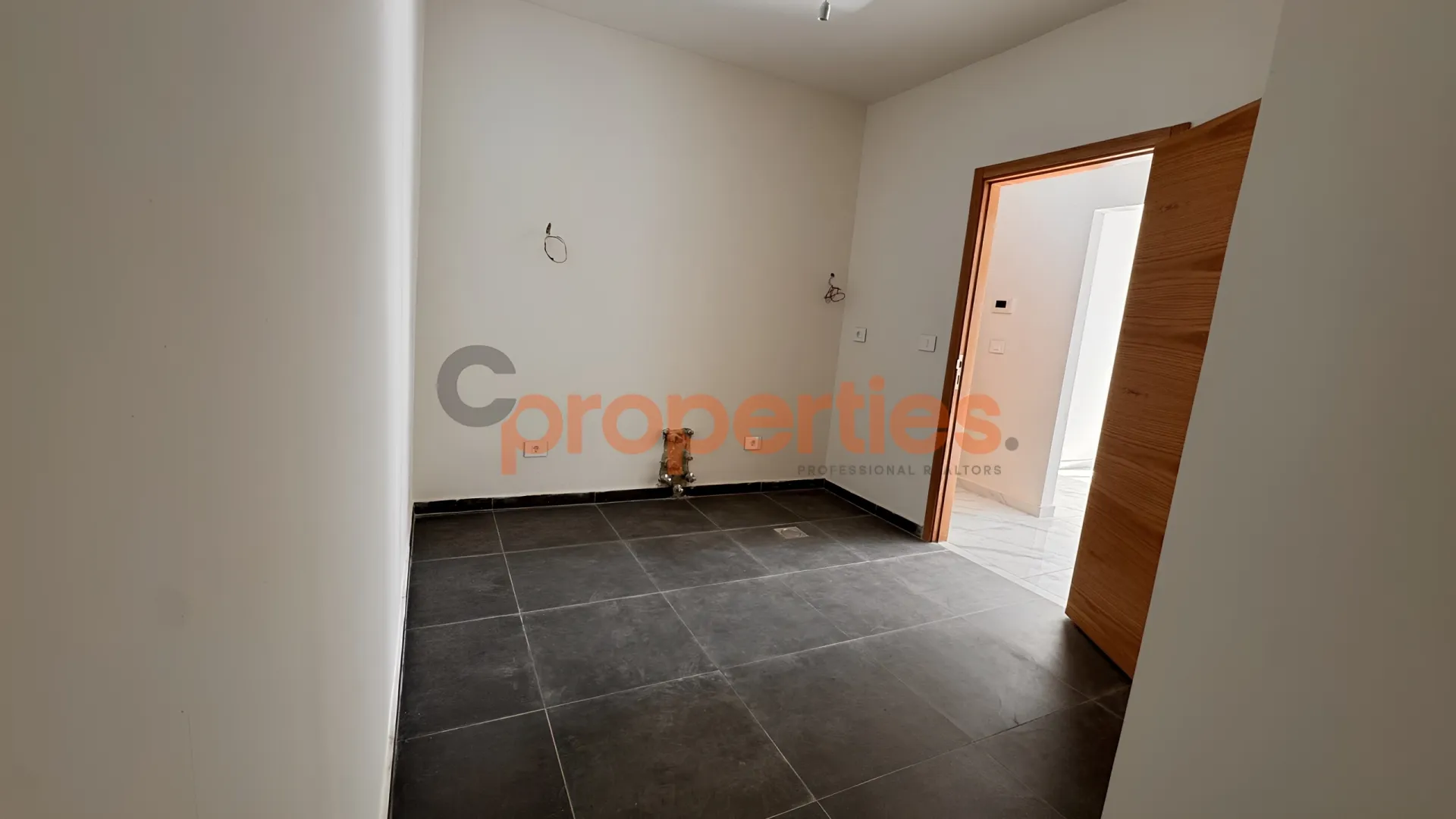 Apartment for Sale in Douar
