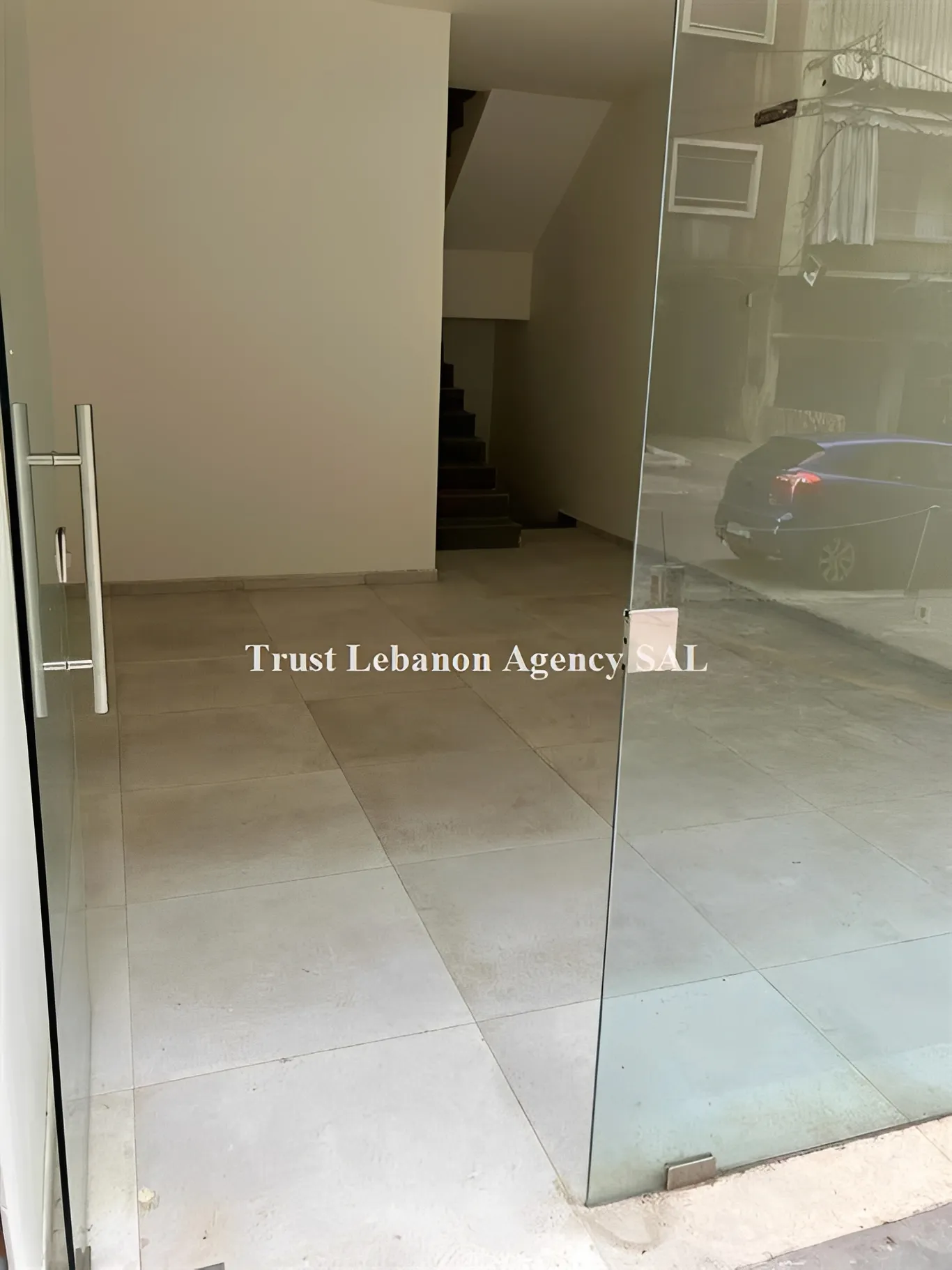 Shop for sale in Metn, Dekweneh