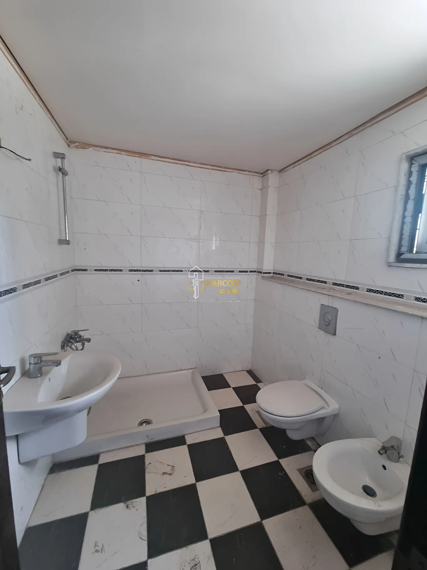 Apartment for sale in Ras Al Naba'a, Beirut, Lebanon