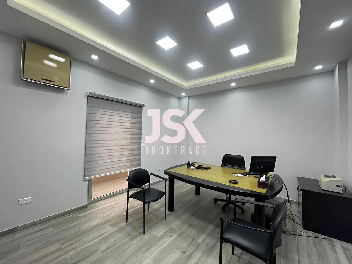 Office for rent in Batroun