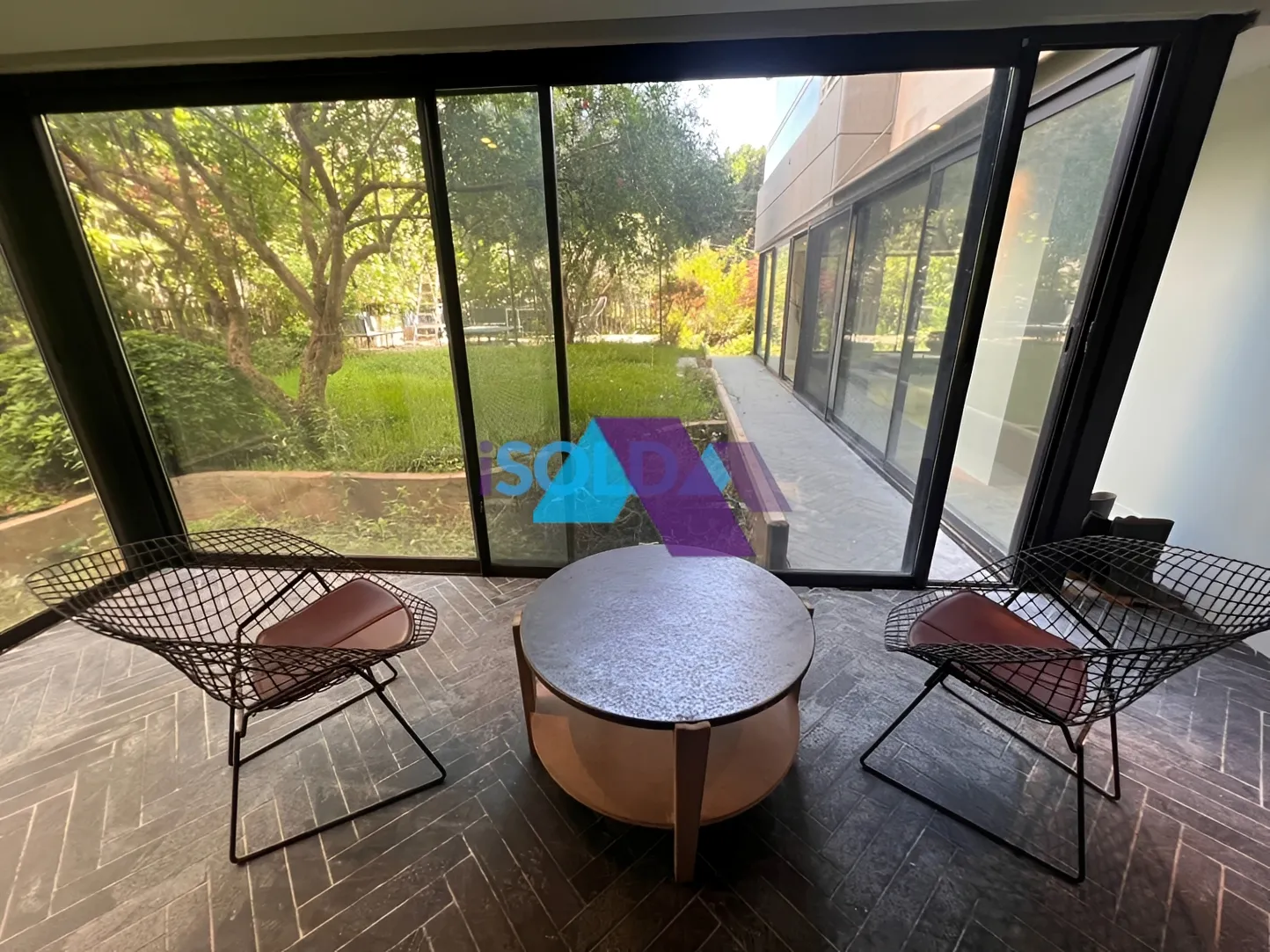Apartment for sale in Yarzeh, Lebanon - 2 bed, 4 bath