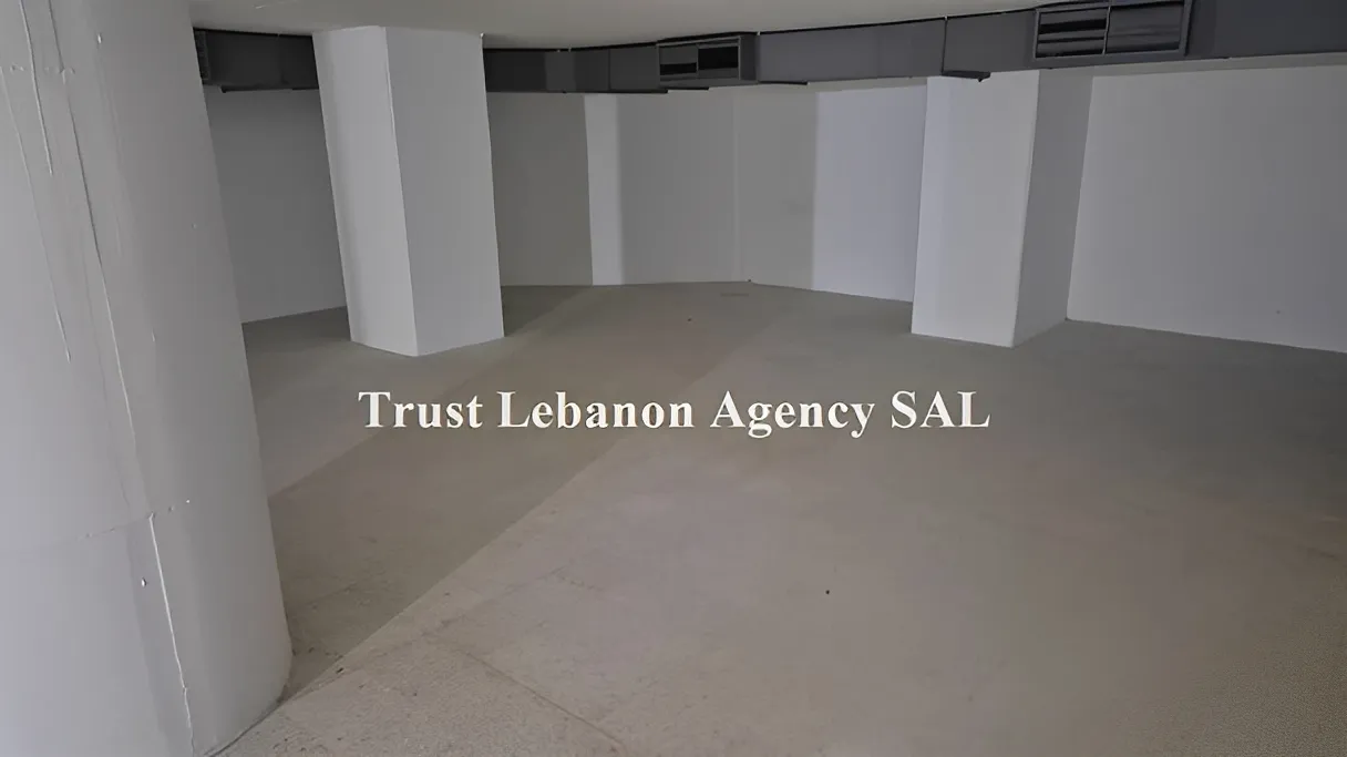 Commercial Property For Sale in Beirut, Talet El Khayat