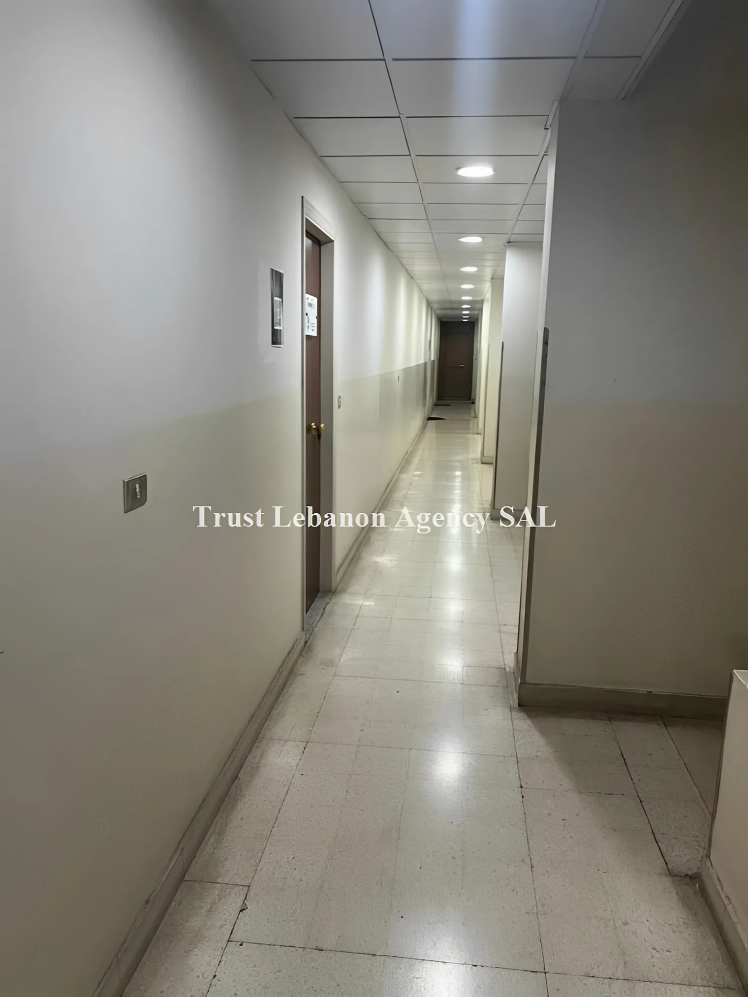 Office for rent in Baabda, Hazmieh