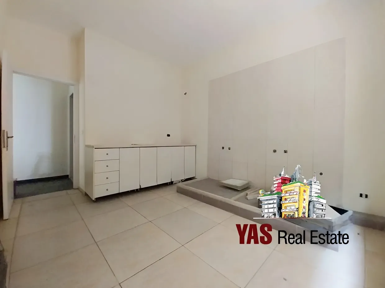 Office for Sale in Kfar Hbab