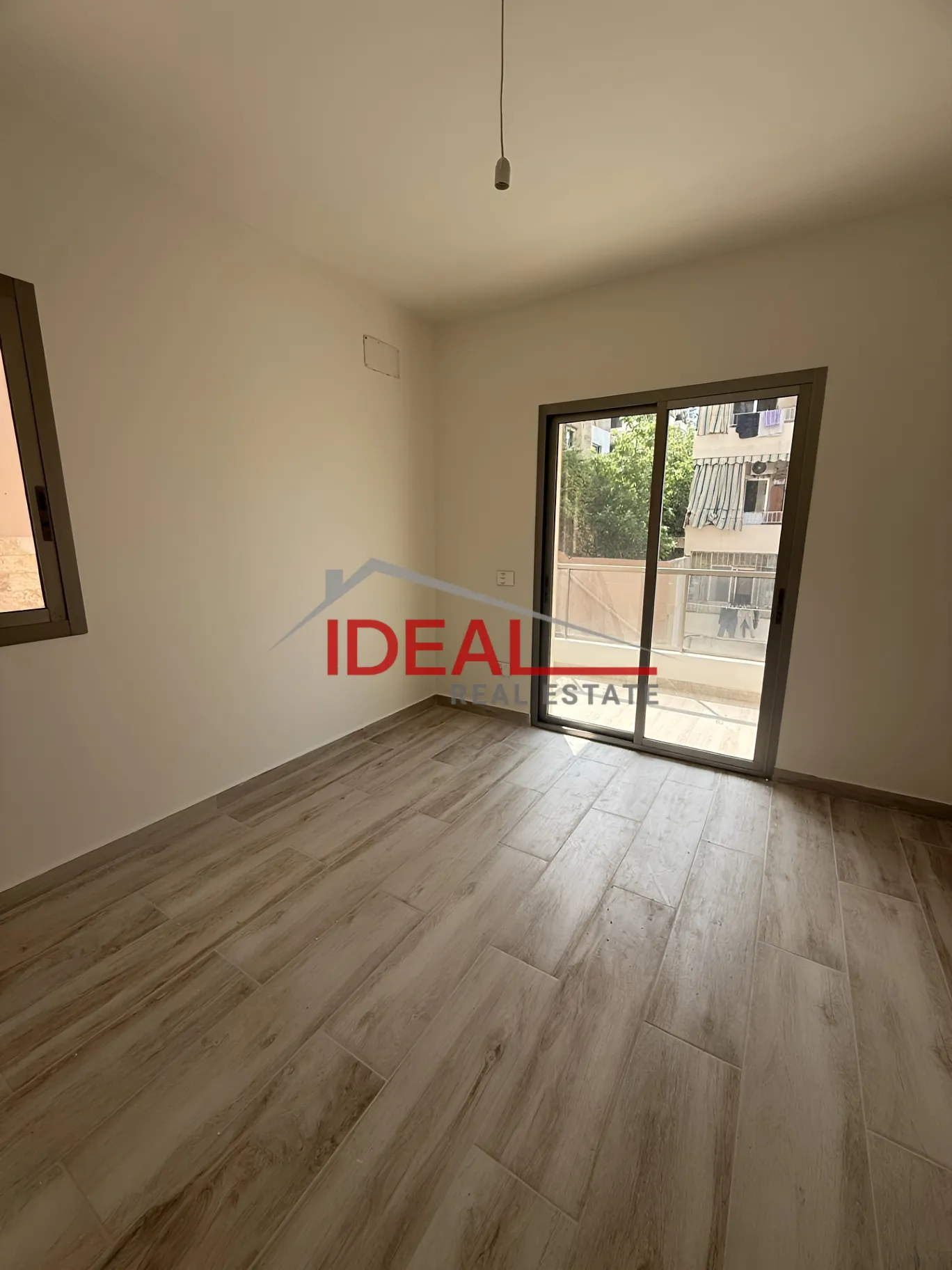 Apartment for sale in Aaoukar, Lebanon - 3 bed, 4 bath