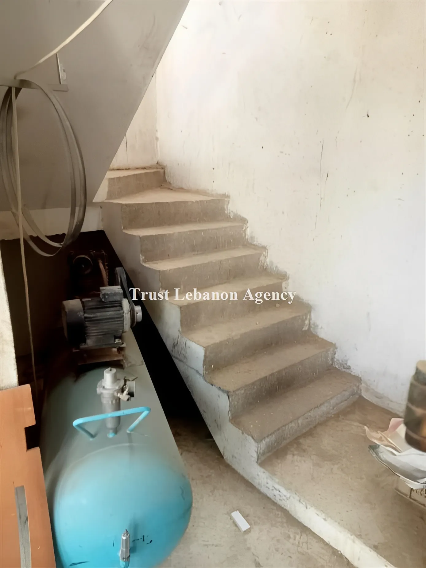 Commercial Property For Sale in Metn, Fanar