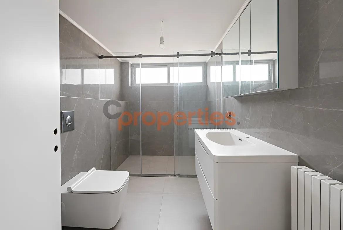 Apartment for Sale in Jounieh - 3 bed, 4 bath