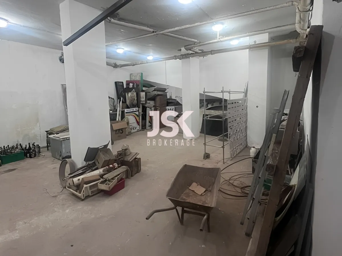 Warehouse for Sale in Achrafieh
