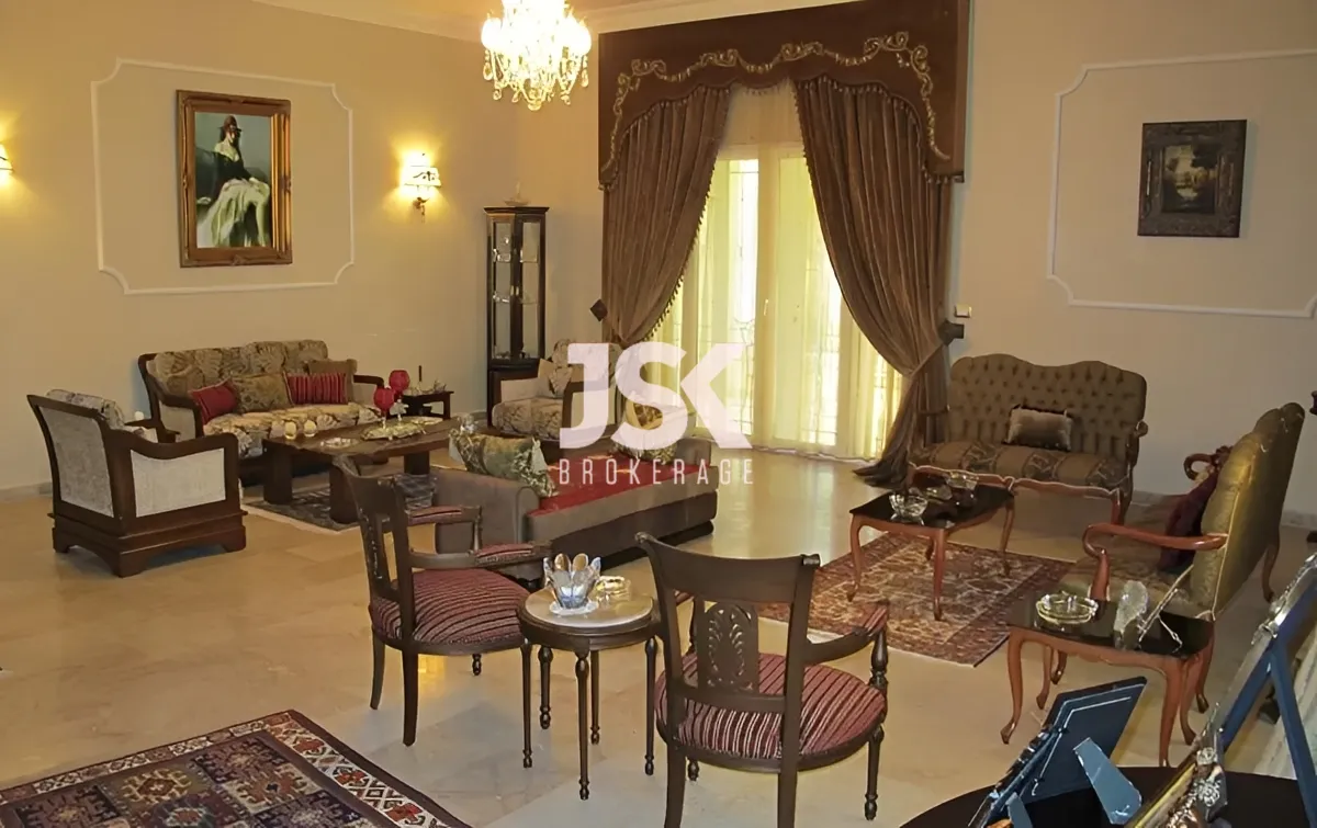 Villa for Sale in Aamchit, Lebanon - 5 bed, 5 bath