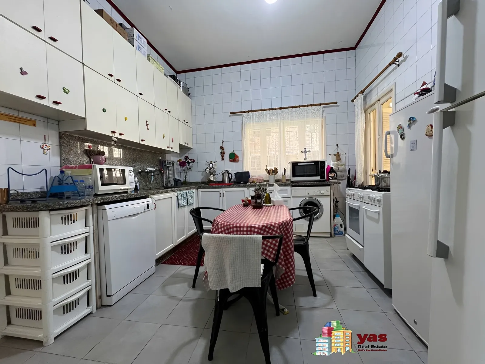 Apartment for Sale in Haret Sakhr