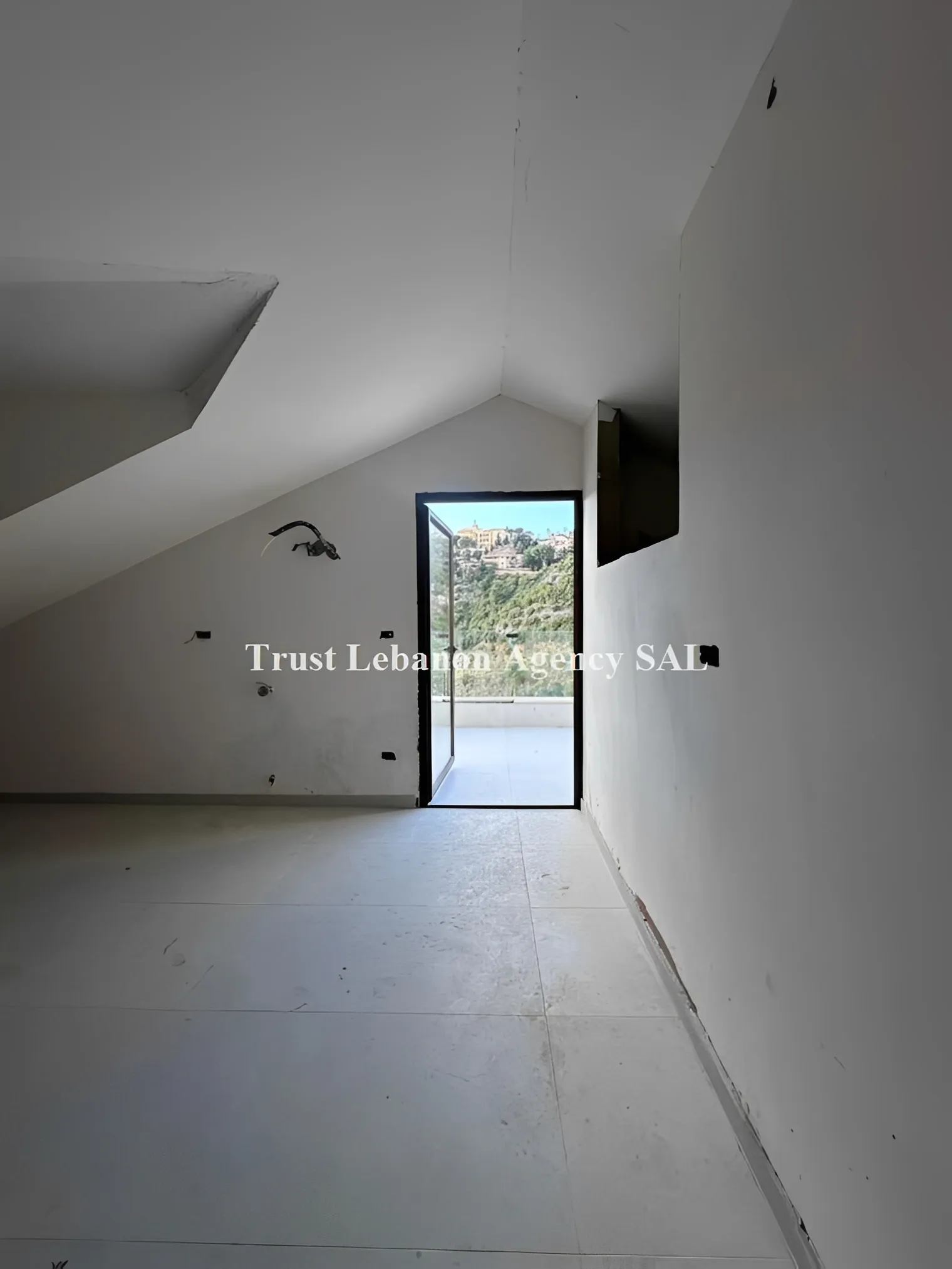 Duplex for Sale in Keserwan Daroun Lebanon - 4 bed, 4 bath