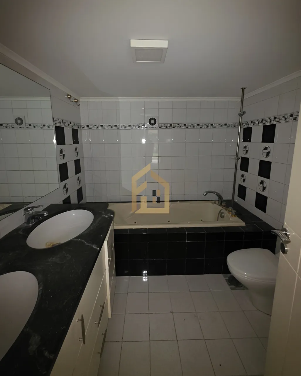 Apartment for sale in WJ98+96V, Bayada Main Road, Rabieh, Lebanon