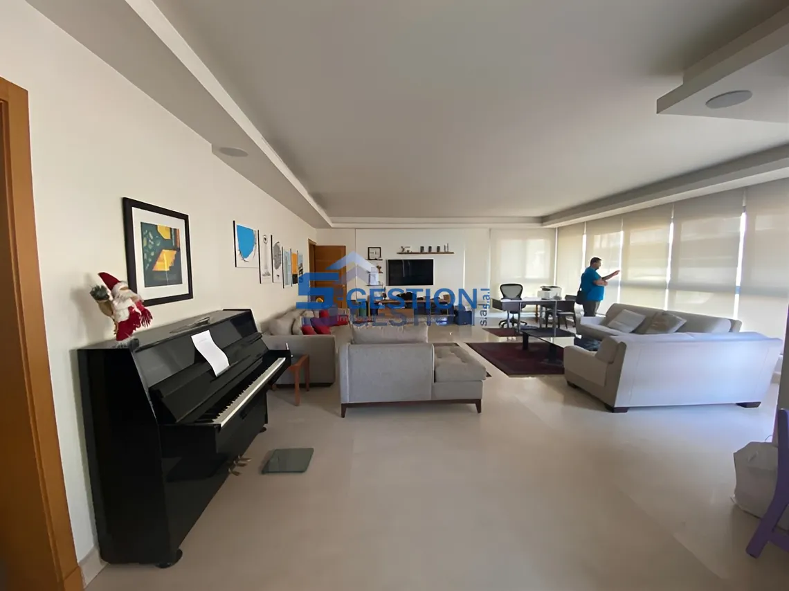 Apartment for Rent in Sanayeh