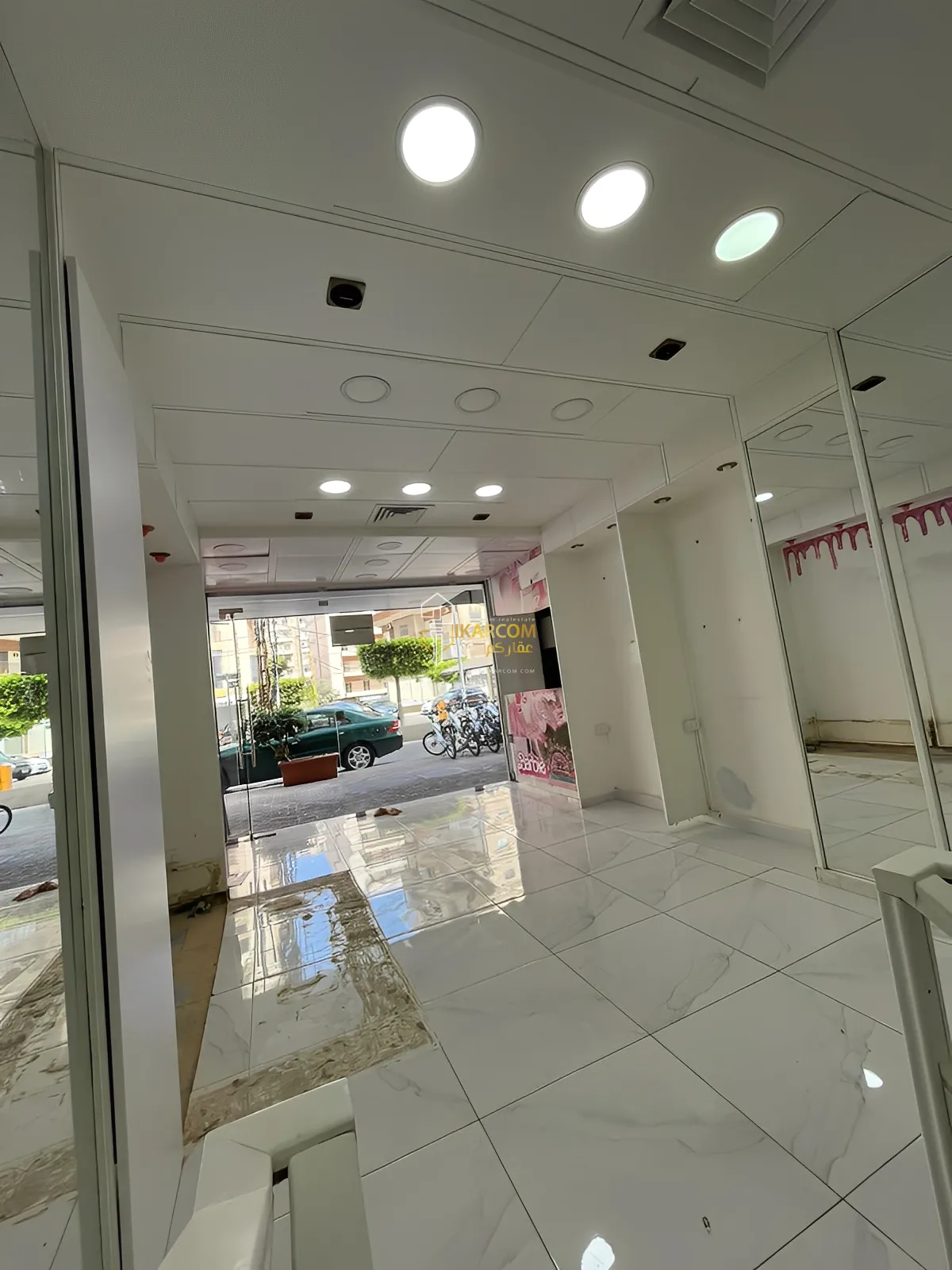 Shop For Rent in Jdeideh