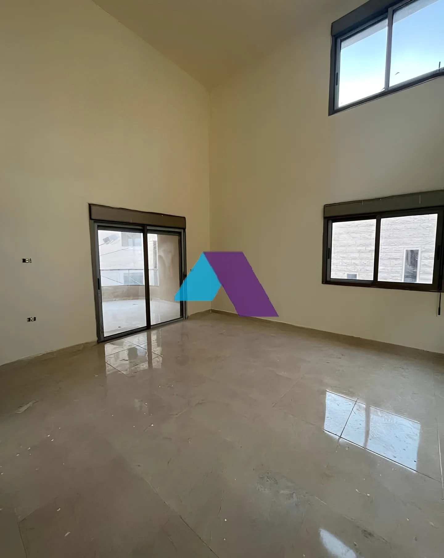 Apartment for Sale in Tabarja - 3 bed, 3 bath