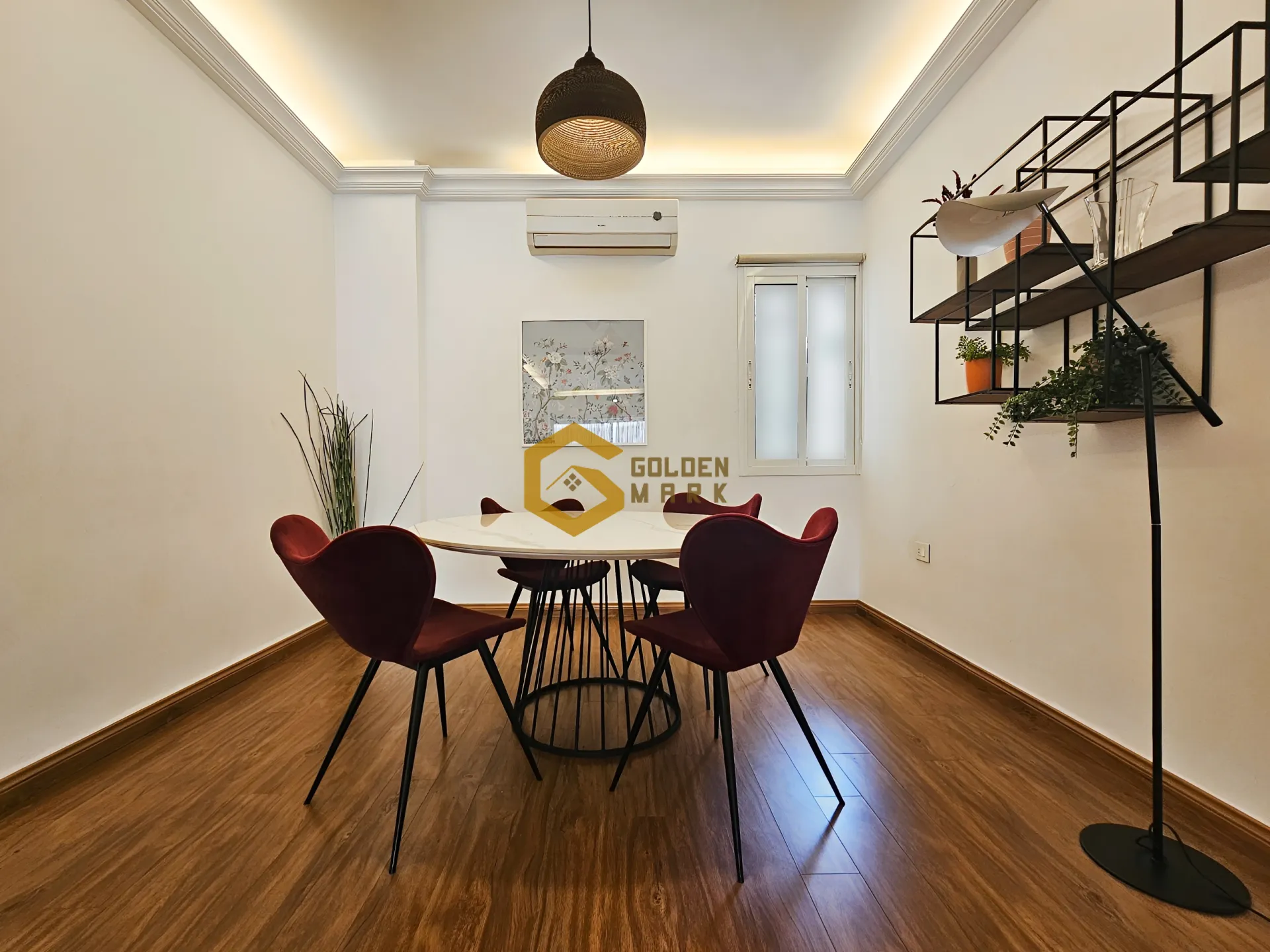 Apartment for Rent in Achrafieh, Beirut - 2 bed, 2 bath