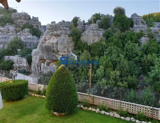 Chalet for Sale in Faitroun