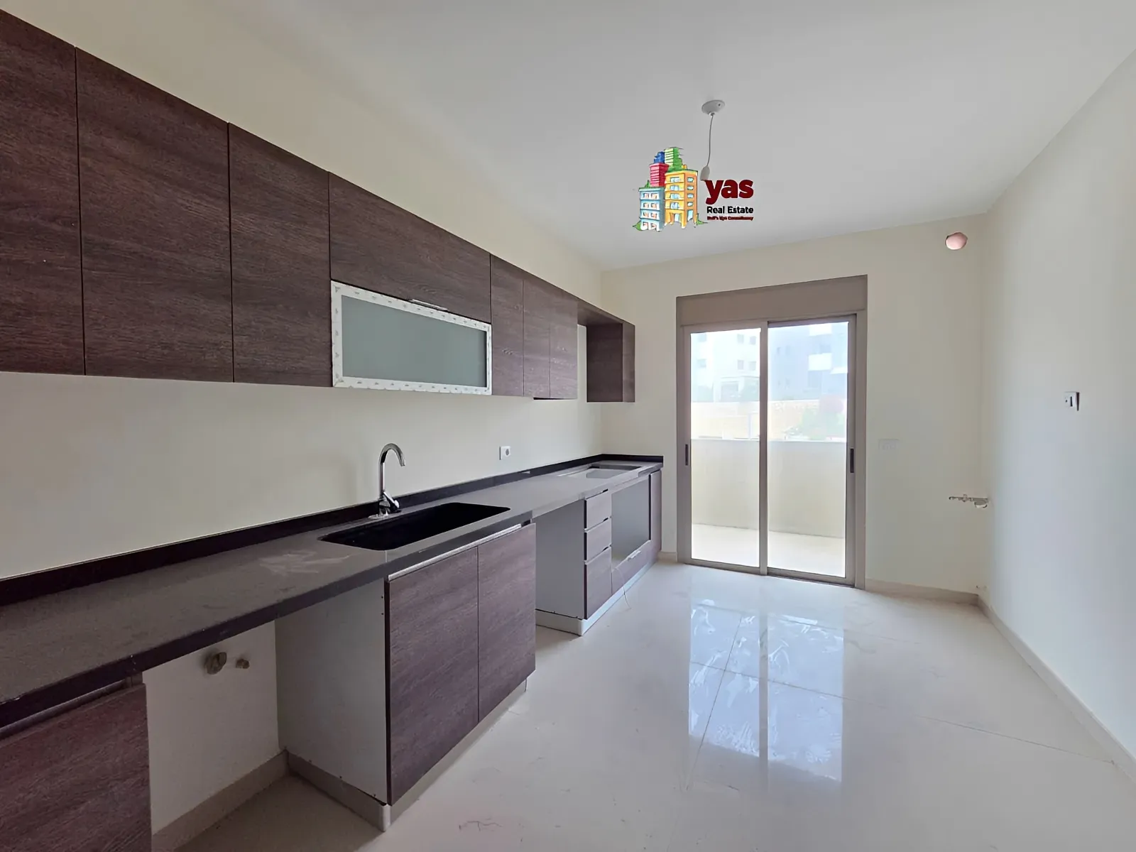 Apartment for Sale in Ballouneh