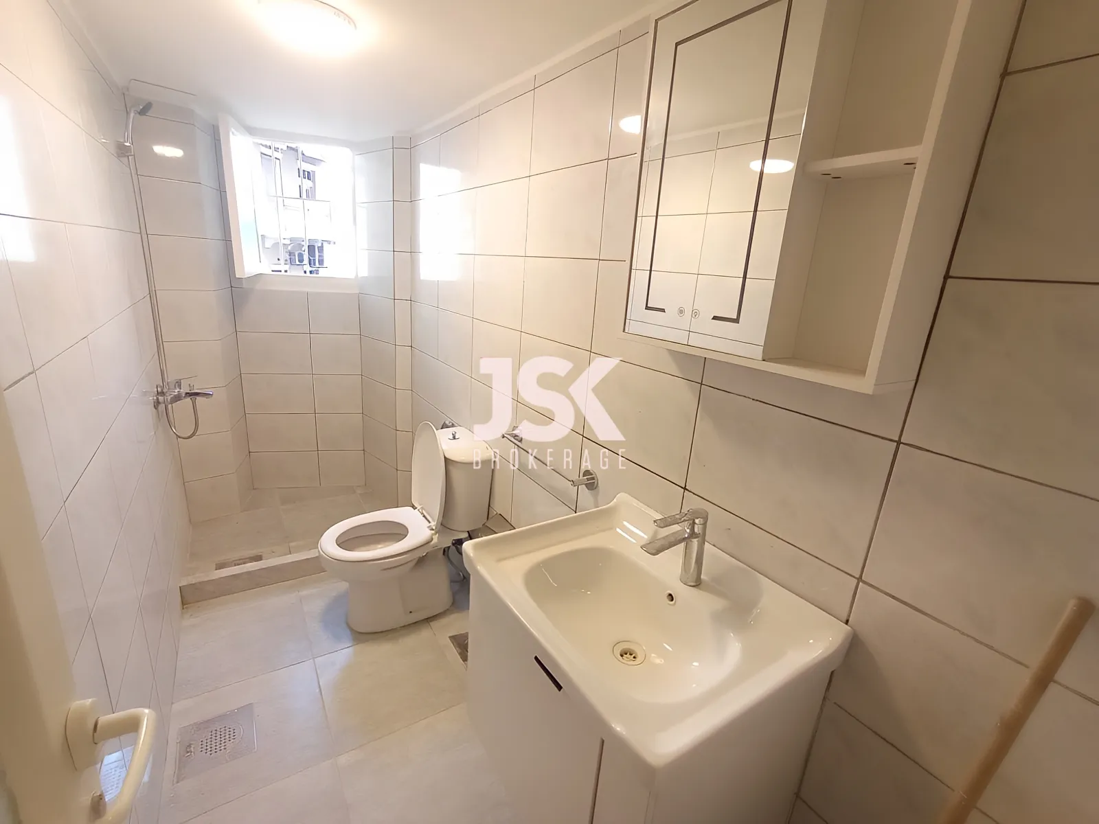 Apartment for Rent in Achrafieh