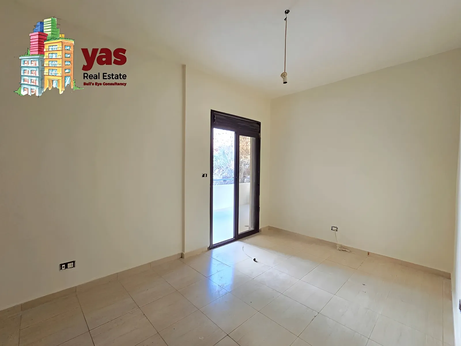 Apartment for Sale in Ballouneh - 4 bed, 3 bath
