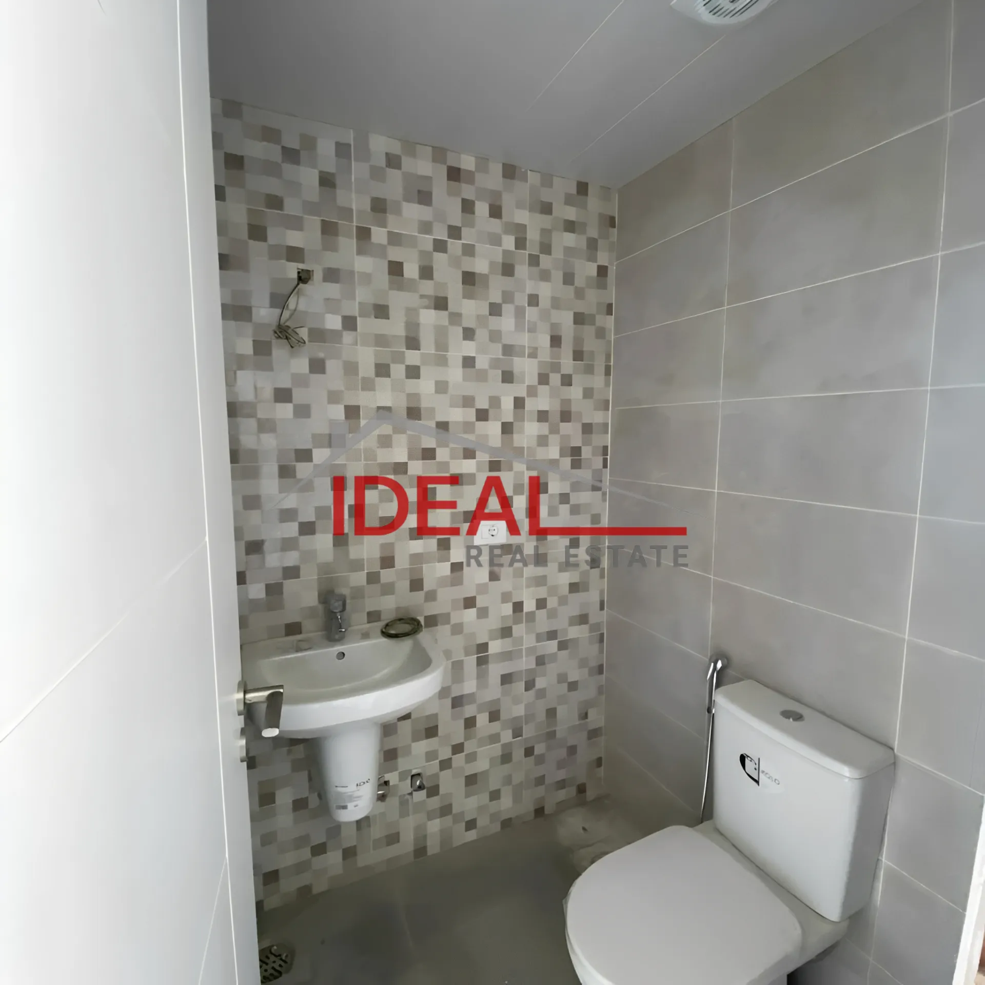 Apartment for Sale in Ain el remmeneh, baabda