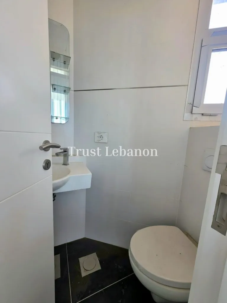 Office for rent in Horch Tabet, Lebanon