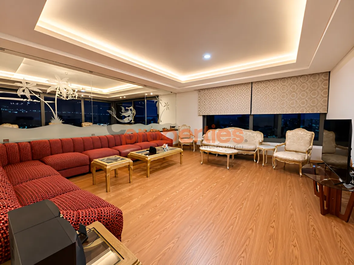 Apartment for sale in Ramleh Al Bayda, Beirut, Lebanon