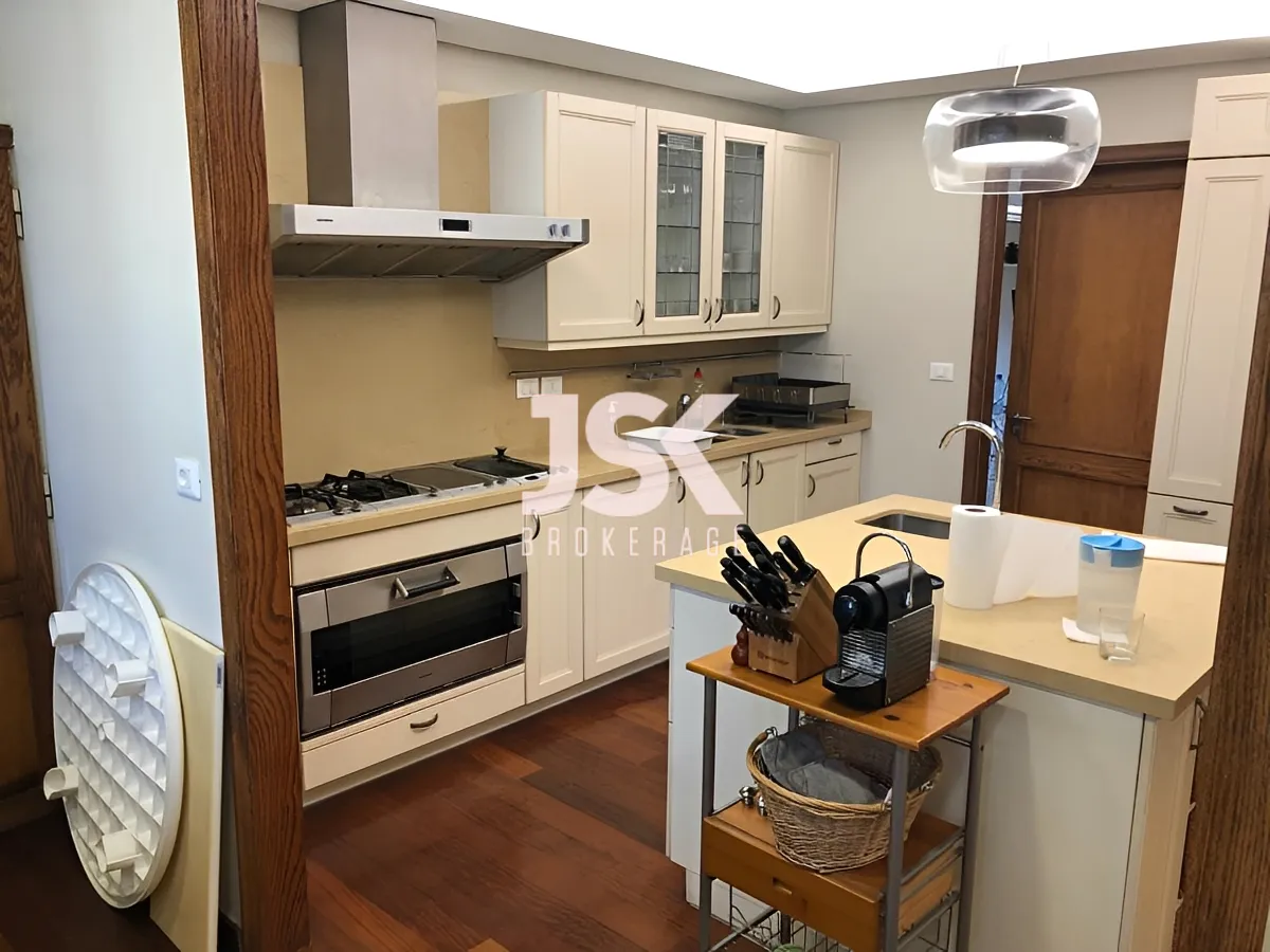 Apartment for Sale in Hamra, Beirut, Lebanon