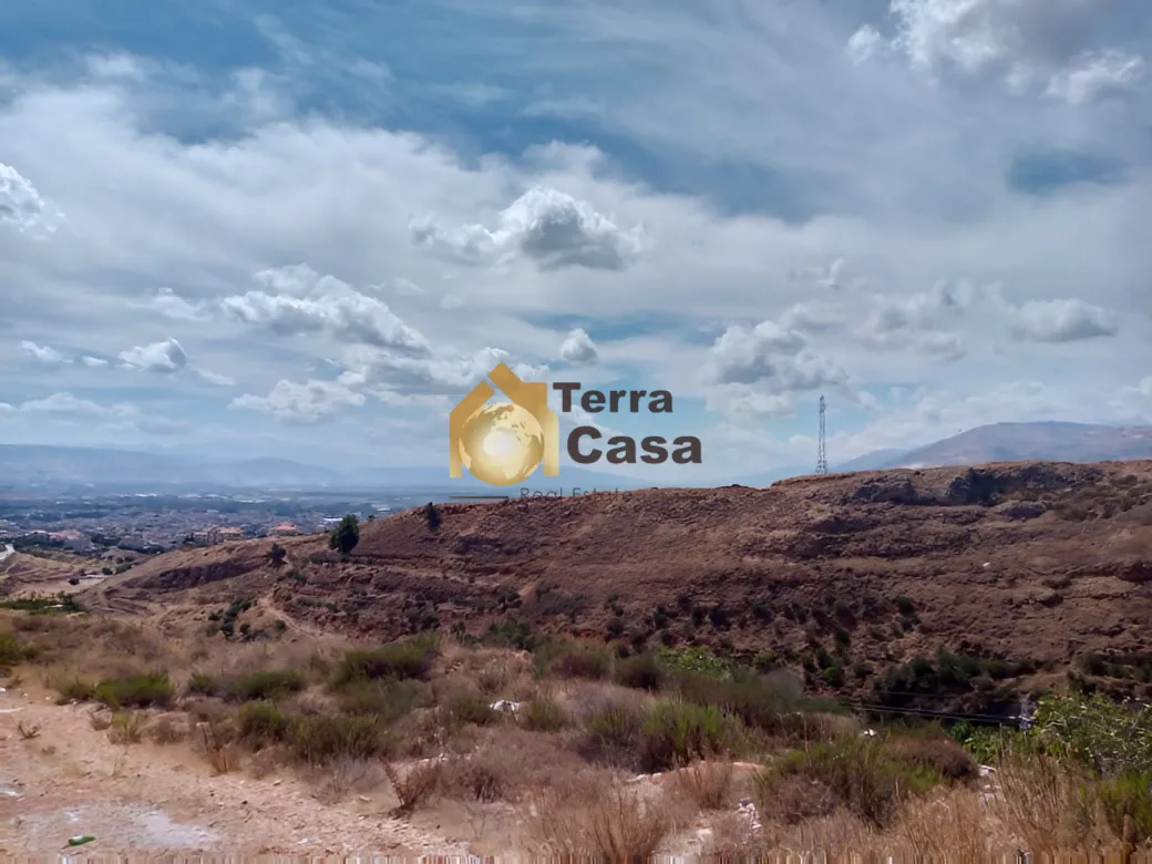 Land for Sale in Aradi Zahle