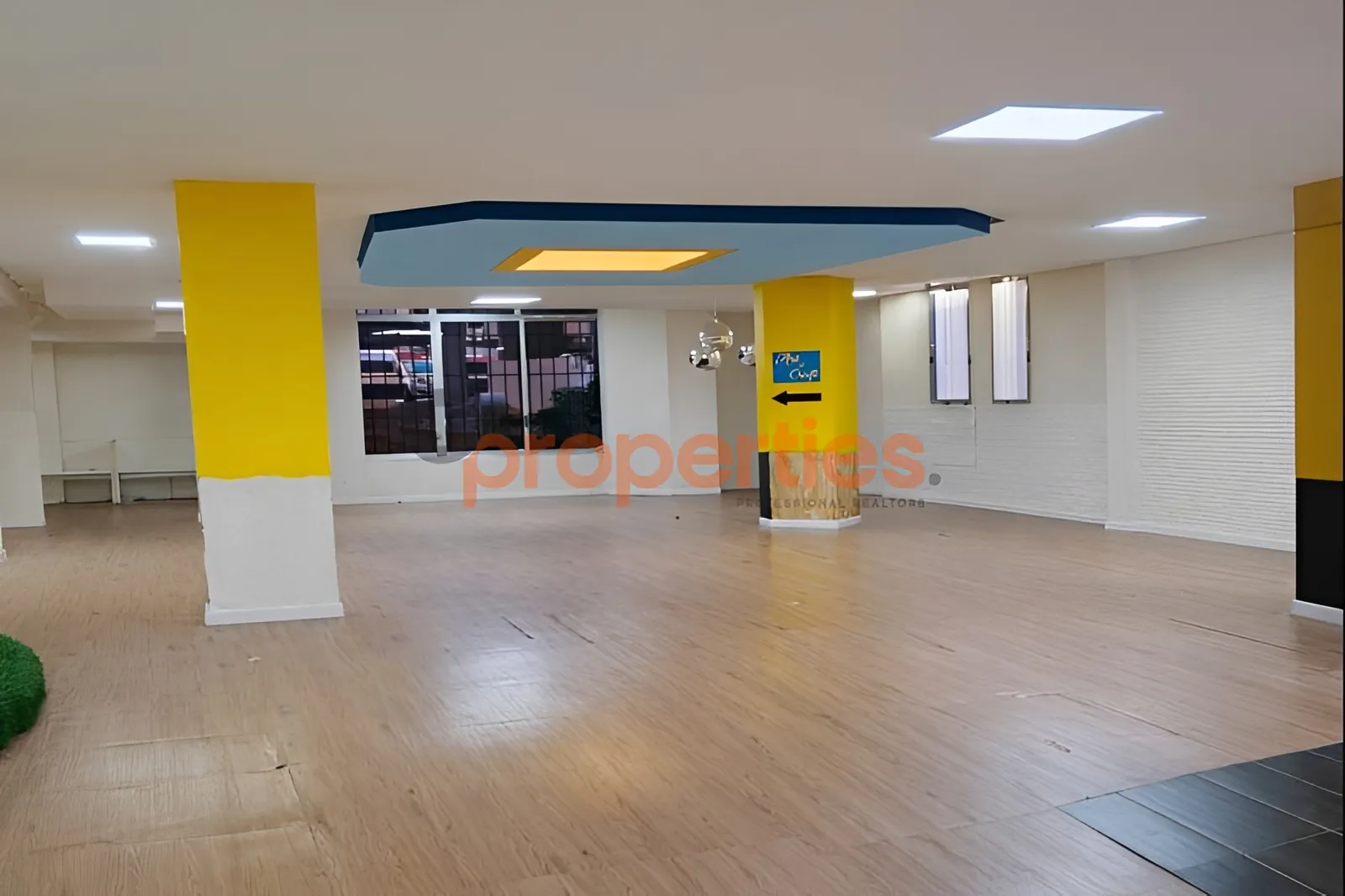 Shop for Rent in Zouk Mosbeh