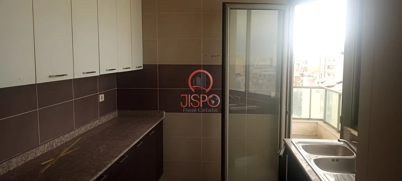 Apartment for Sale in Mar Elias refugee camp