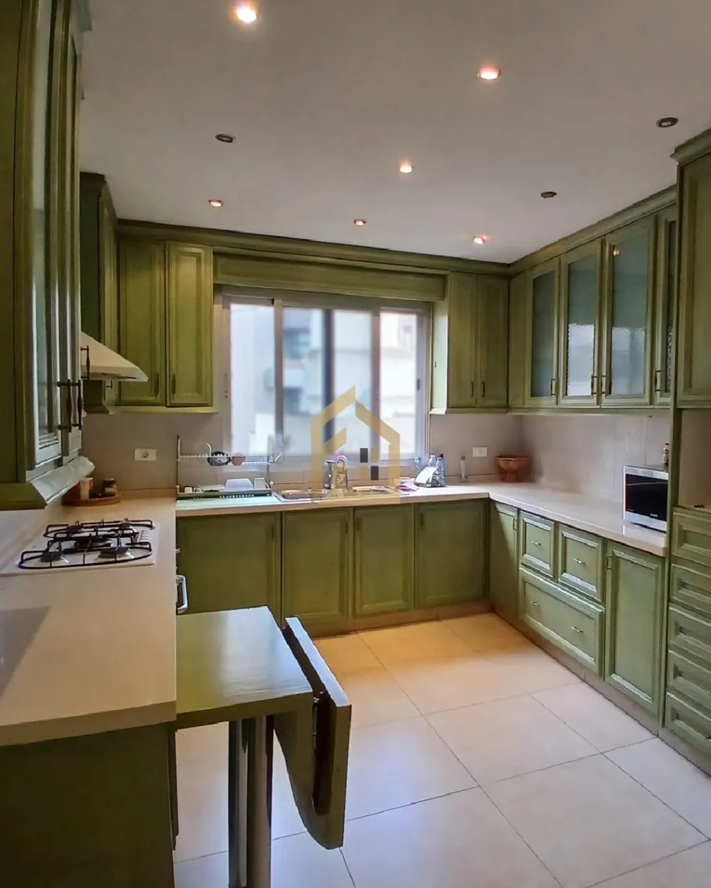 Apartment for sale in Achrafieh, Beirut, Lebanon - 3 bed, 4 bath