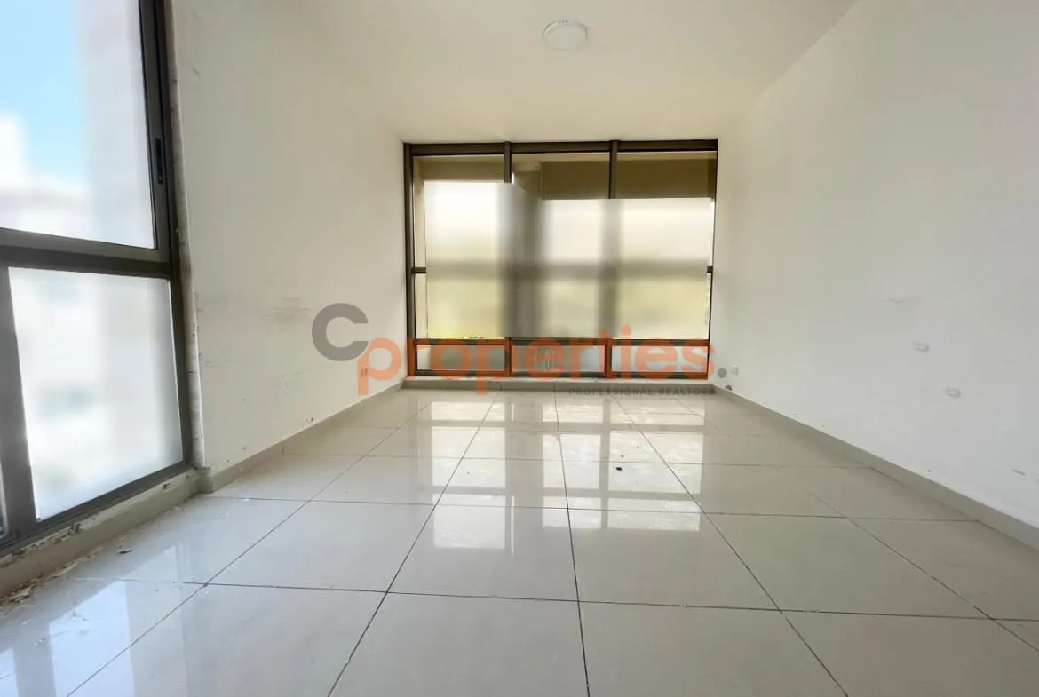 Office for Rent in Kafr