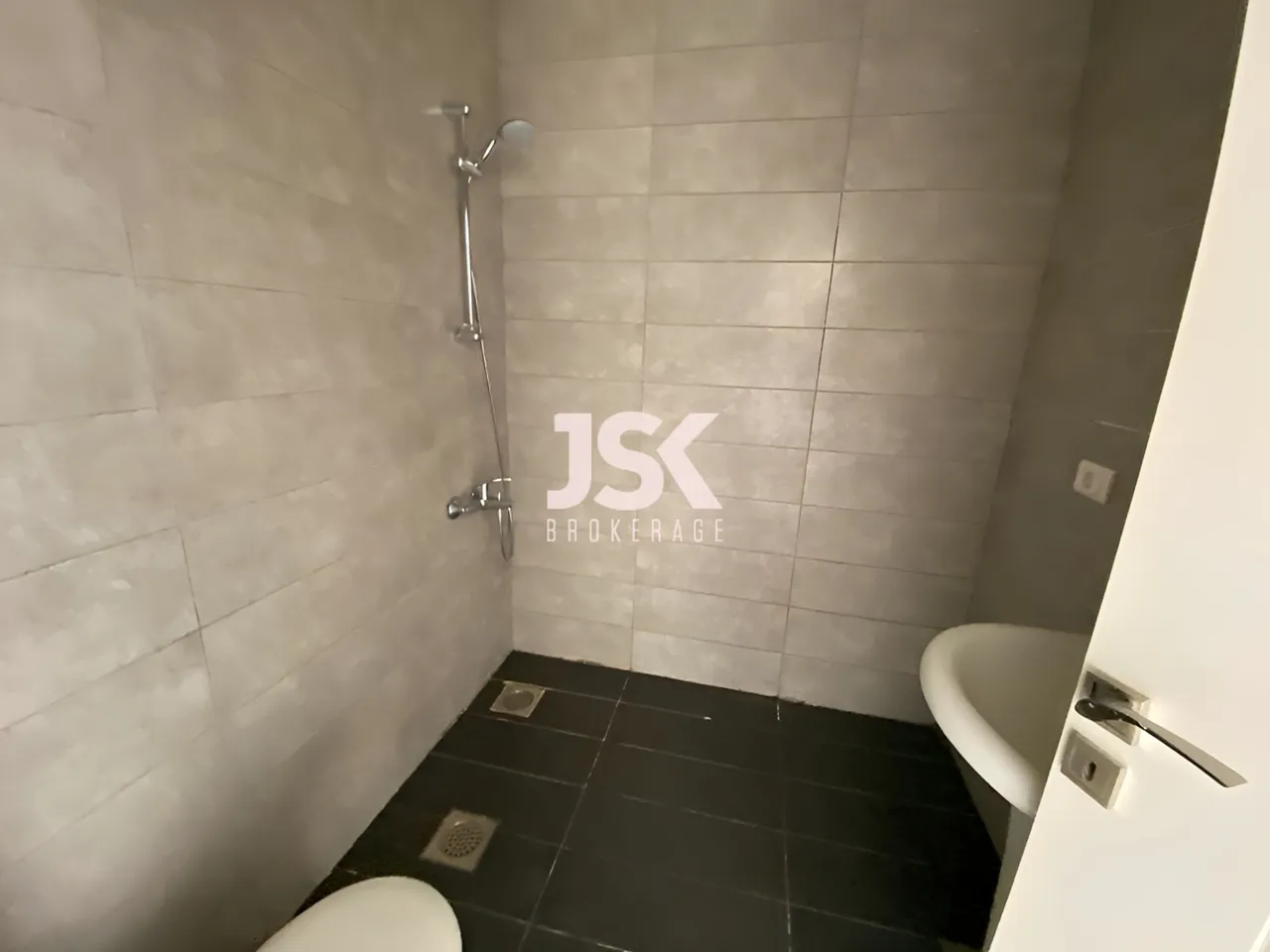 Apartment for Sale in Dik El Mehdi