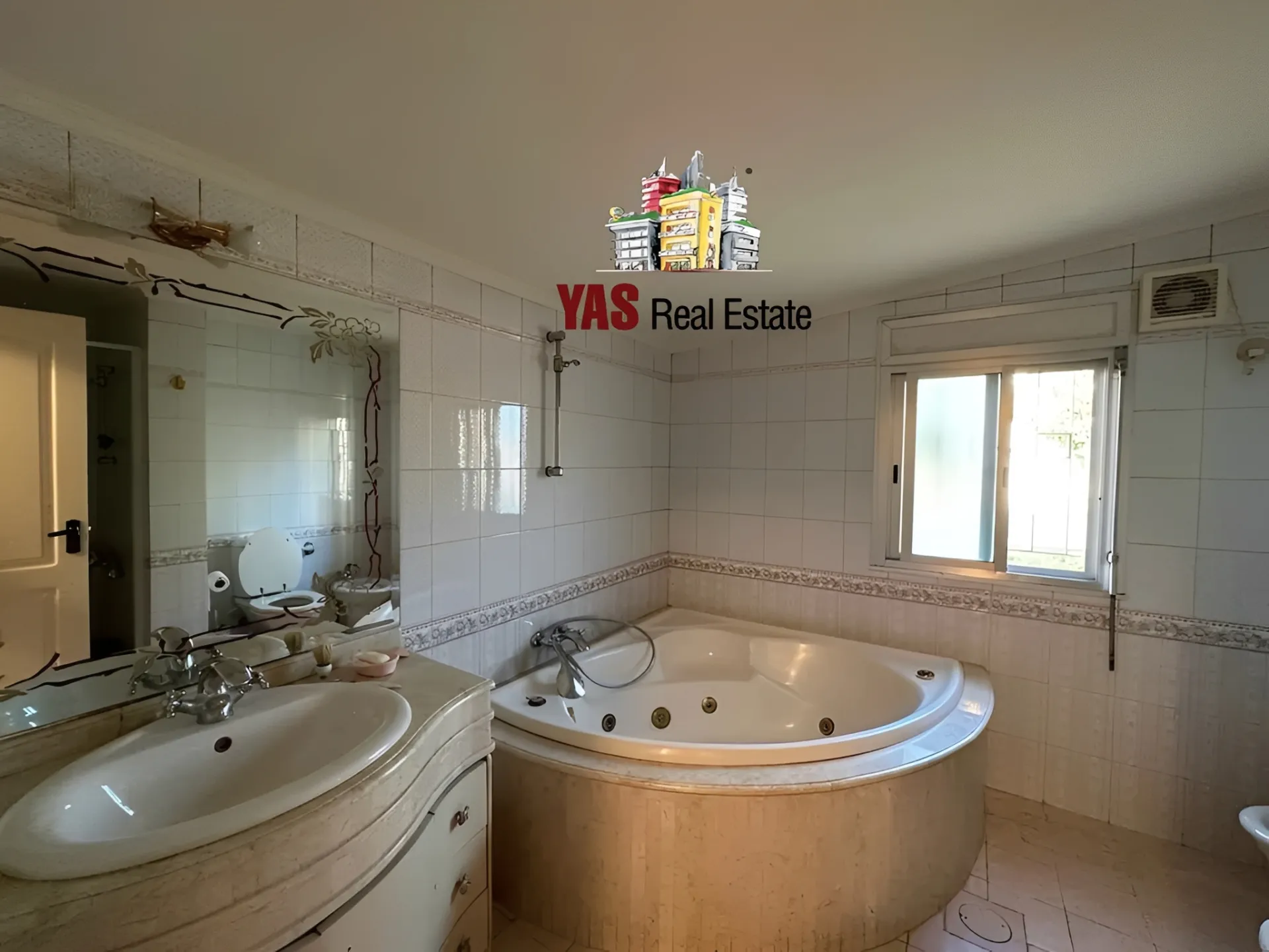 Apartment for Sale in Ballouneh