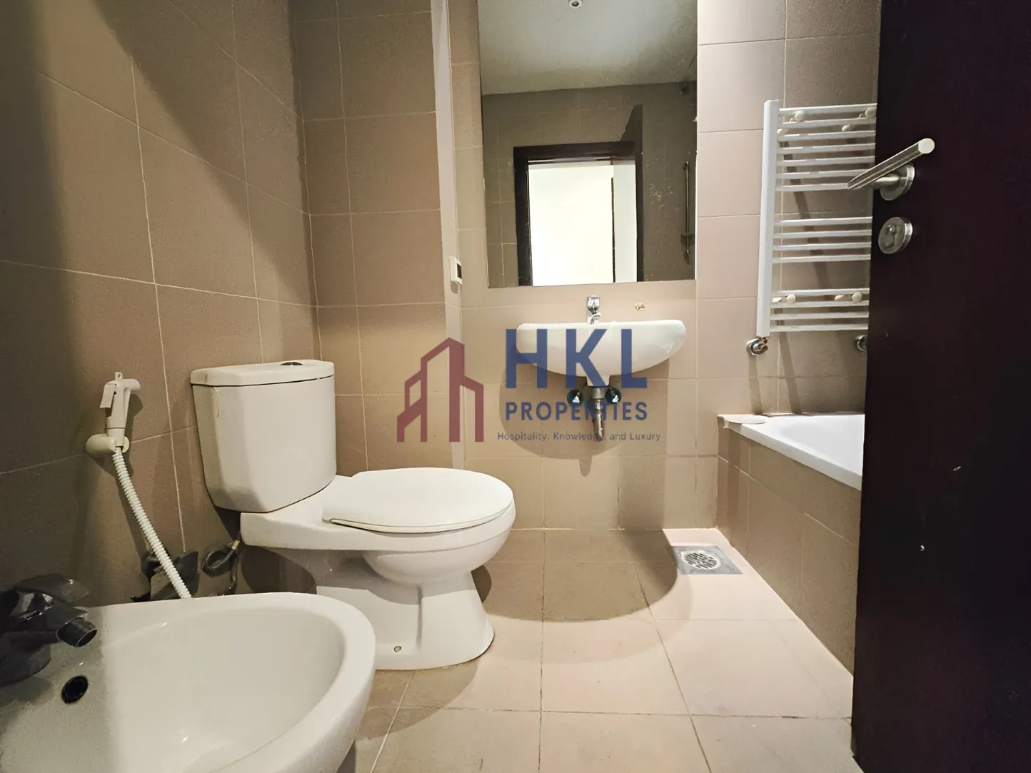 Apartment for sale in Hamra