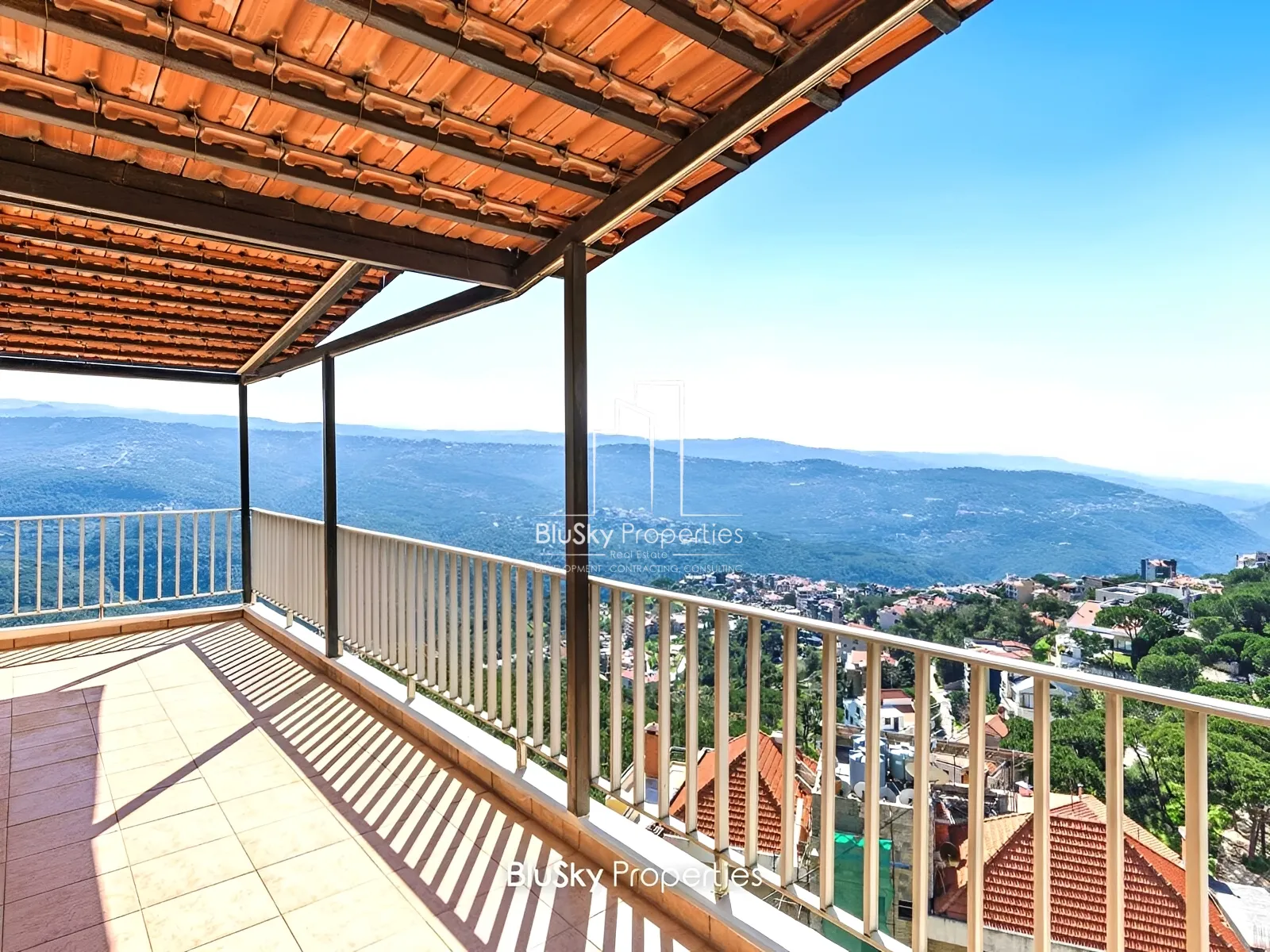 Apartment for Sale in Baabdat - 2 bed, 2 bath