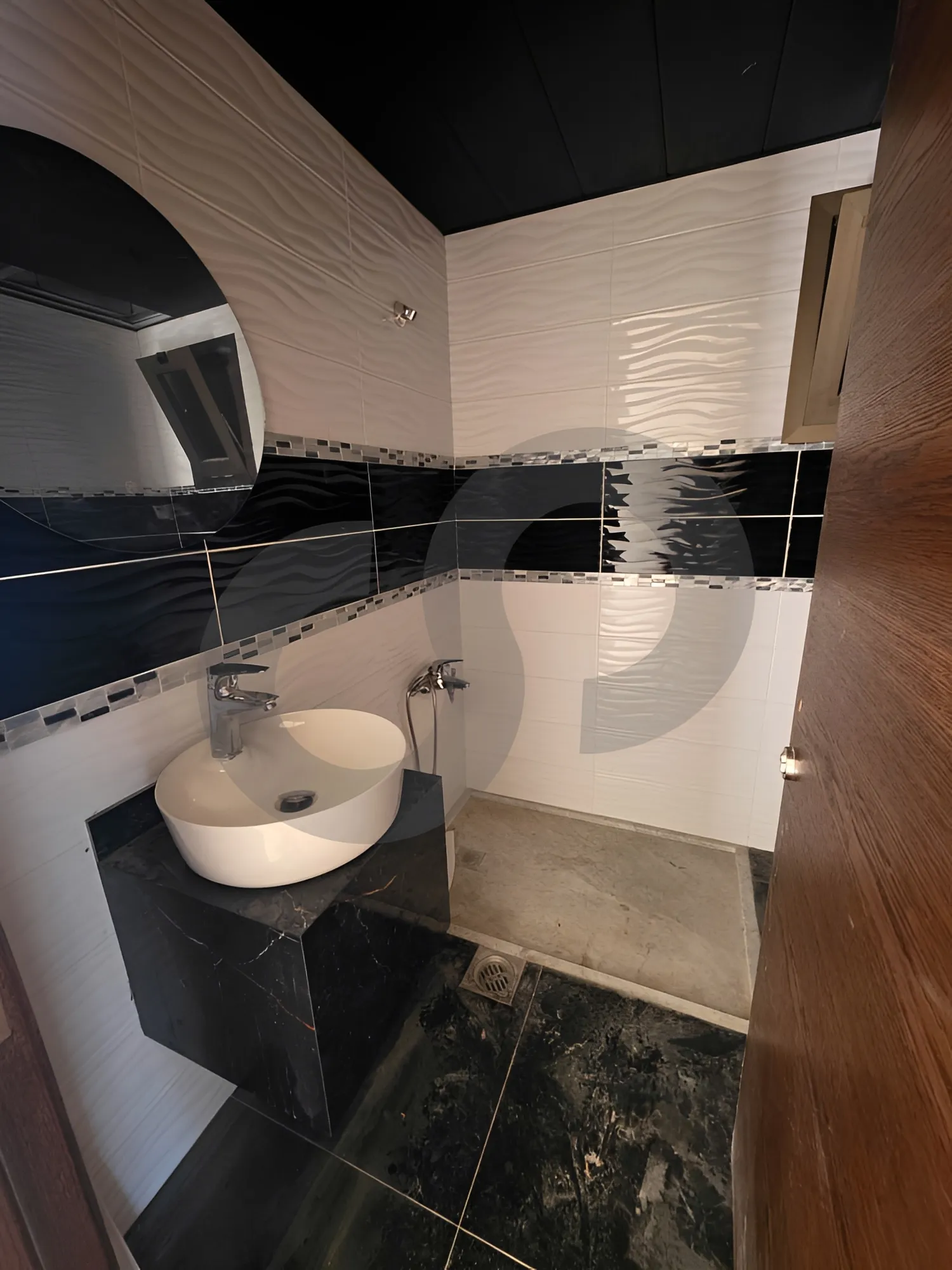 Apartment for Sale in Jouret El Ballout