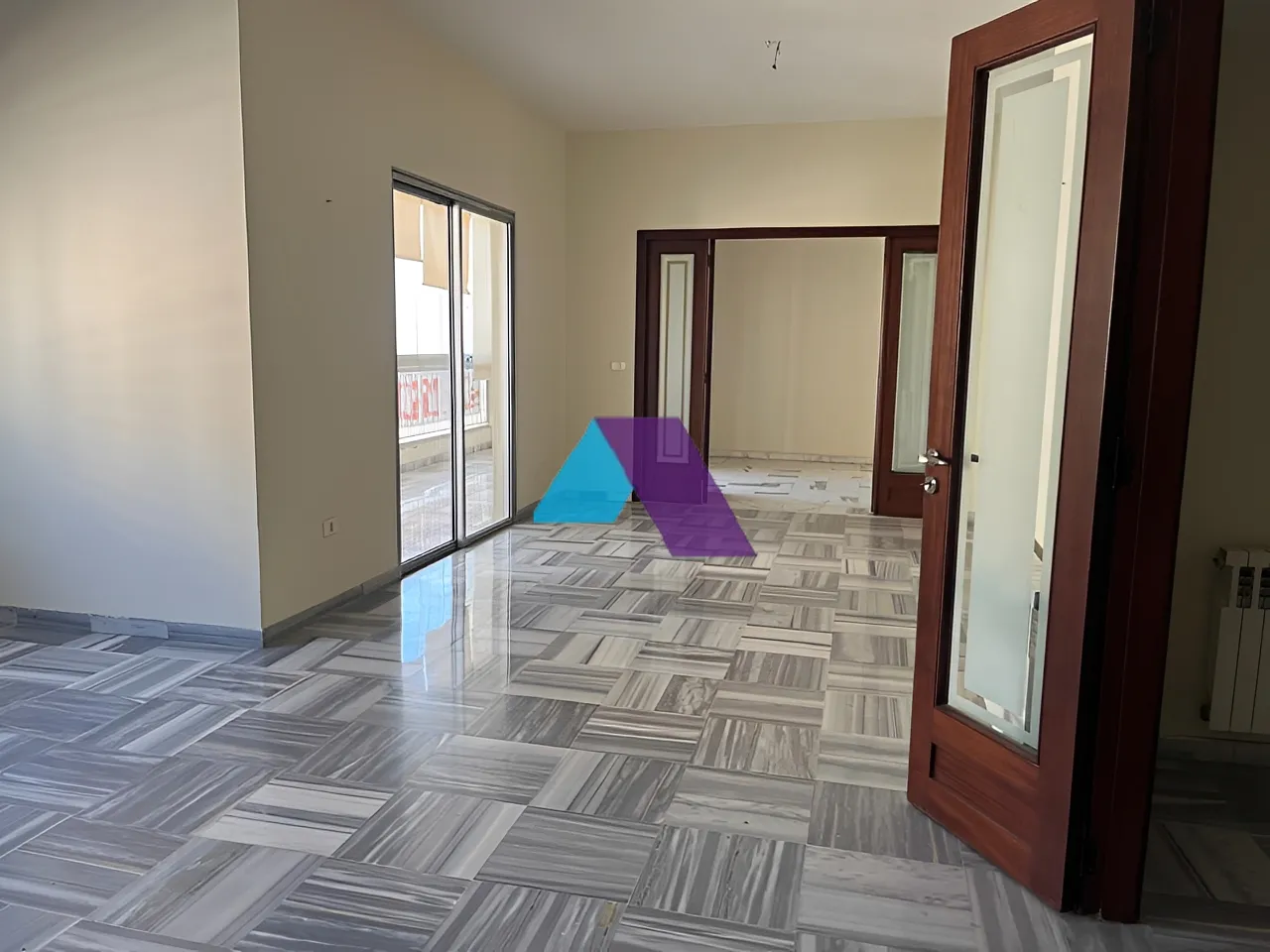 Apartment for Sale in Horch Tabet - 2 bed, 3 bath