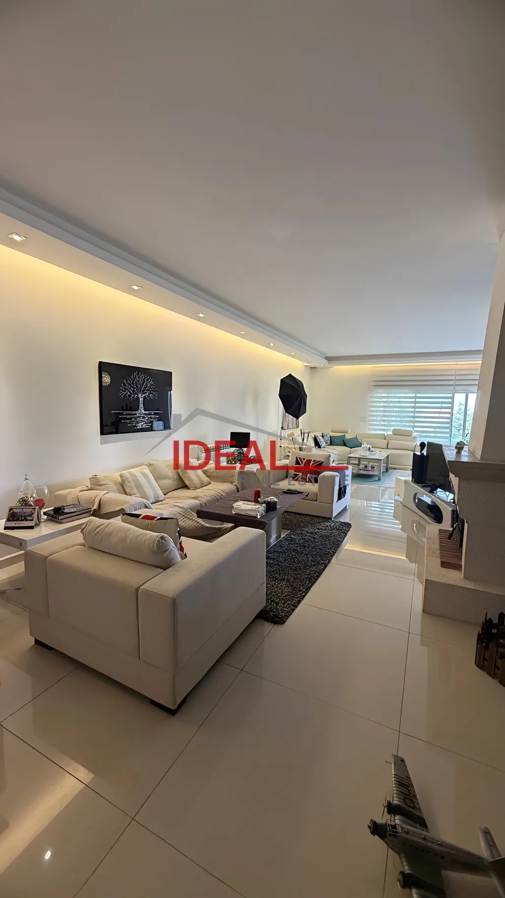 Apartment for sale in Ballouneh, Lebanon - 3 bed, 5 bath