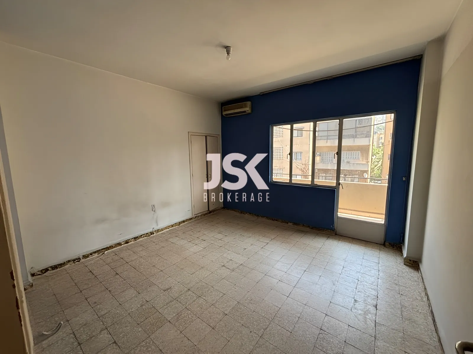 Office for Rent in Naqqache