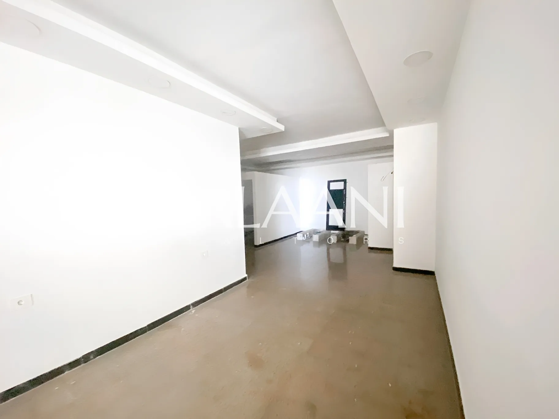 Showroom for rent in Kaslik