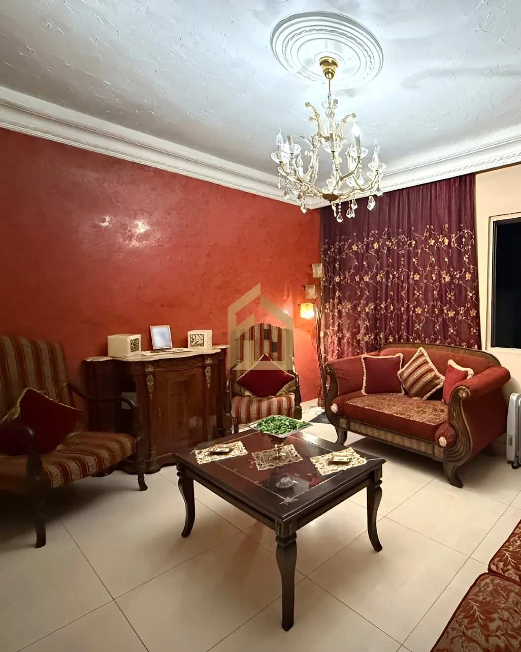 Apartment for sale in Tallet El Khayyat, Bayrut, Lebanon - 2 bed, 1 bath